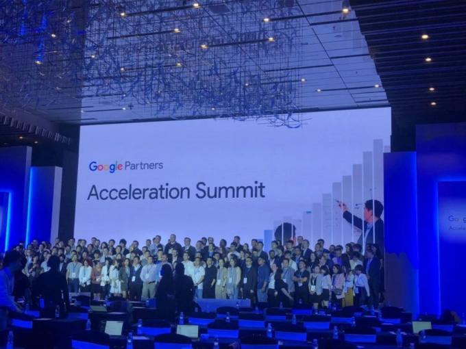 2019 年 谷 歌 亚太 区 合作 伙伴 大会 会 合影
